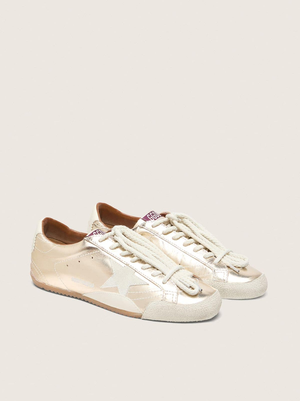Golden Goose True-Star Uomo in Pelle Laminata Platino con Stella in Suede Grigio Chiaro