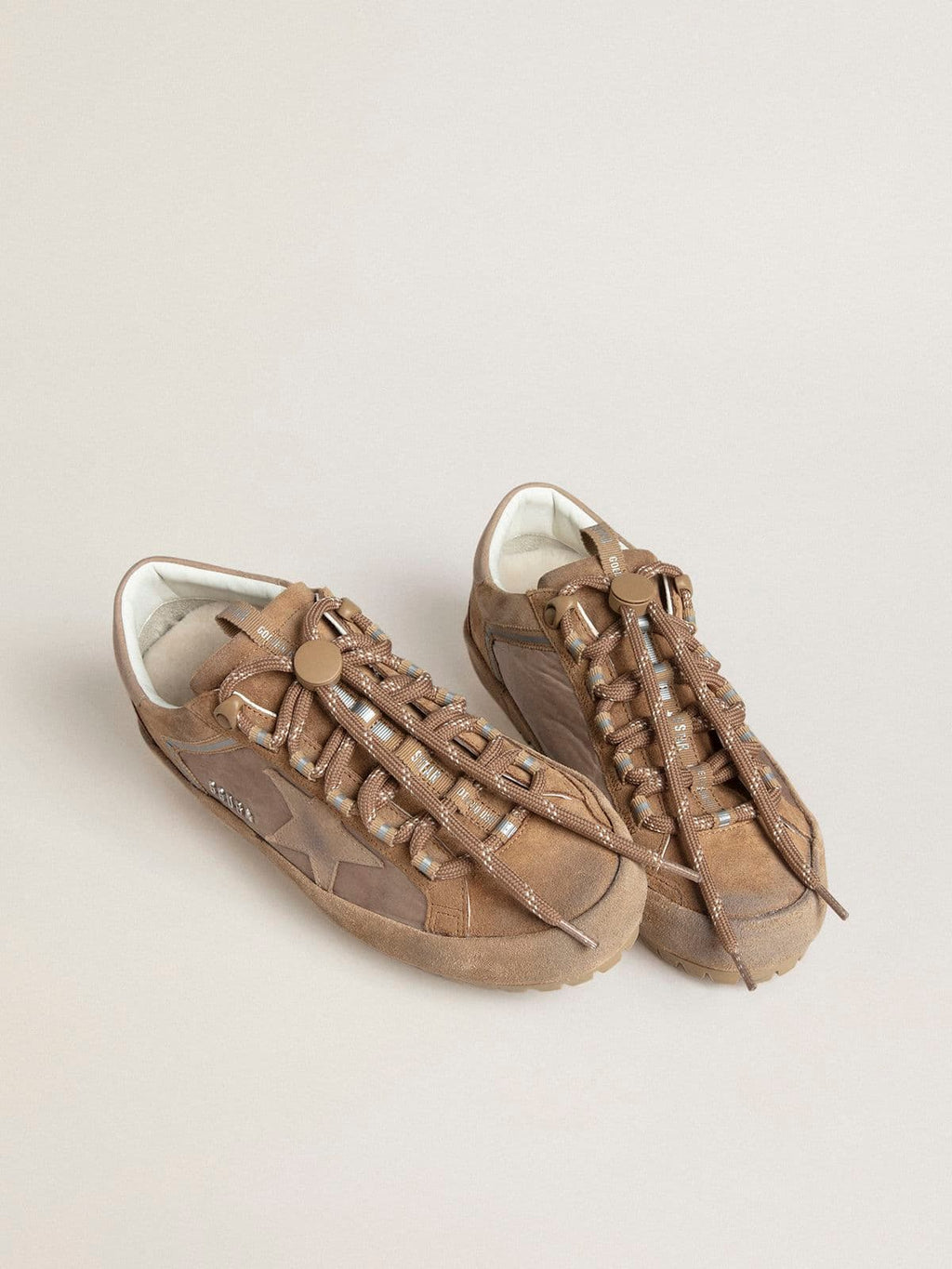 Golden Goose Super-Star Ski Uomo in Dolmias e Suede Caramello con Stella e Talloncino in Nabuk Color Marmo