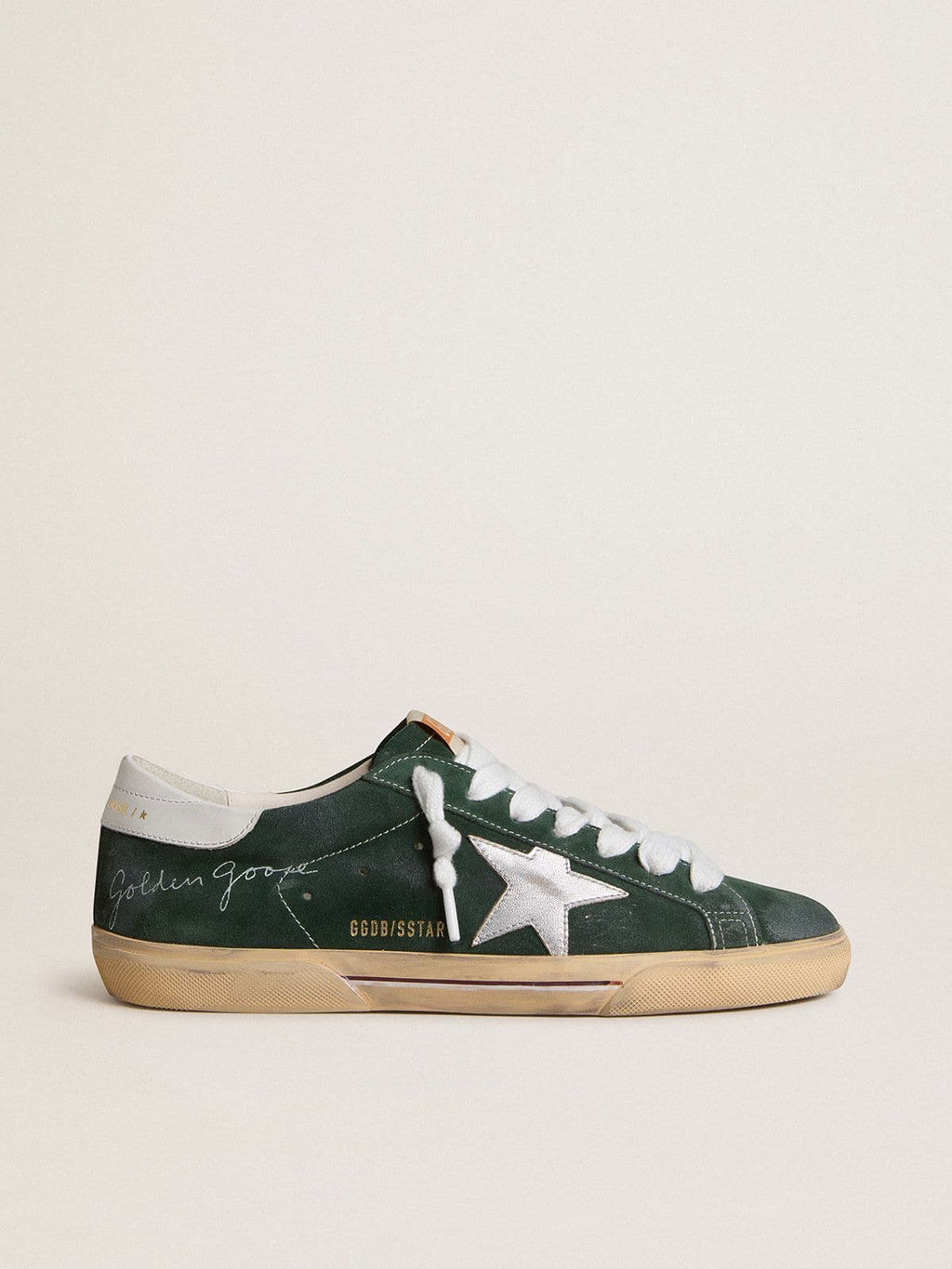Golden Goose Super-Star Uomo in Suede Verde con Stella in Pelle Laminata Argento e Talloncino in Pelle
