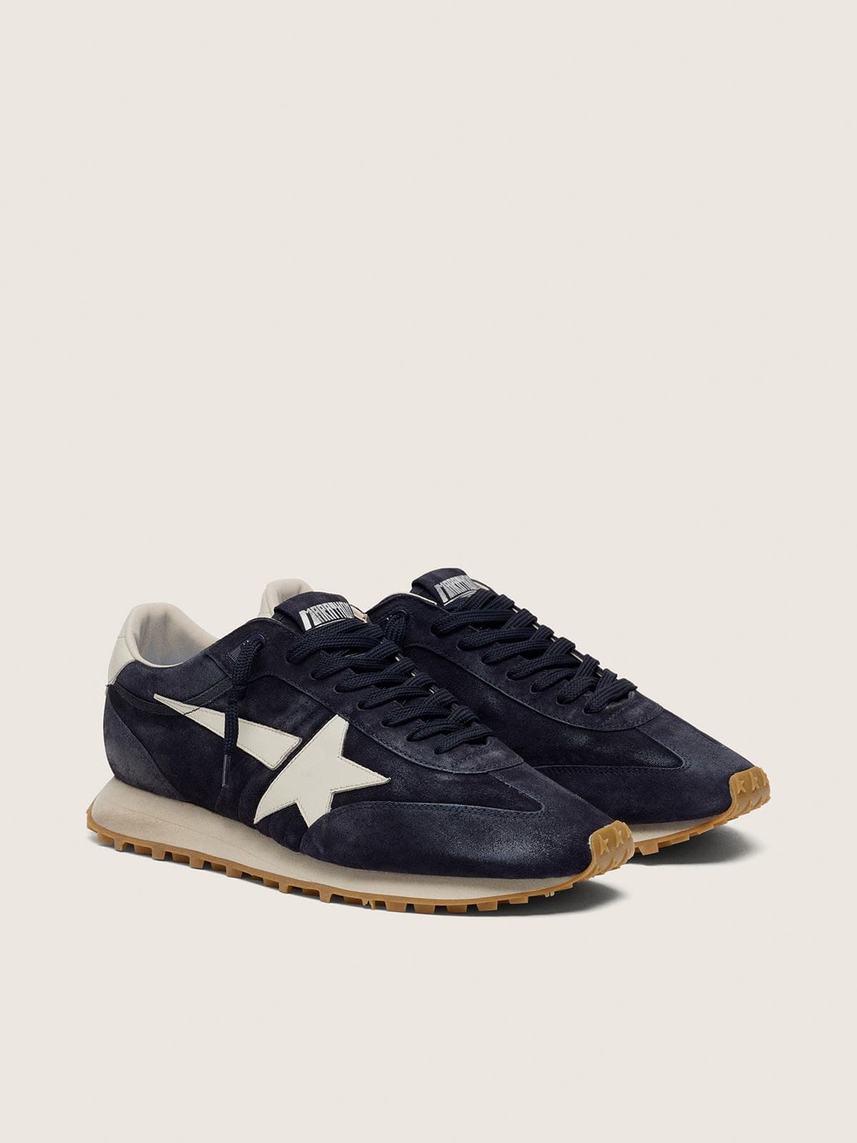 Golden Goose Marathon Uomo in Suede Blu Scuro con Stella e Talloncino in Pelle Bianchi