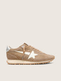 Golden Goose Marathon Uomo in Suede Tabacco con Stella Bianca