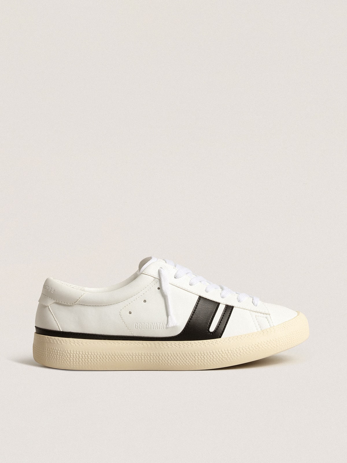 Golden Goose Sneaker Yatay Model 1b Sostenibile con Tomaia Bio Based Bianca e Y Nera