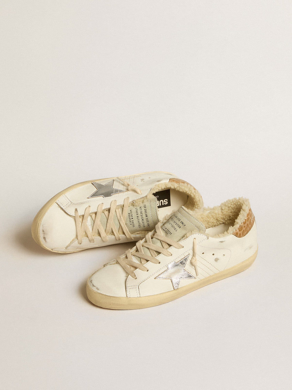 Golden Goose Super-Star con Stella in Pelle Argento e Talloncino in Pelle Stampa Cocco