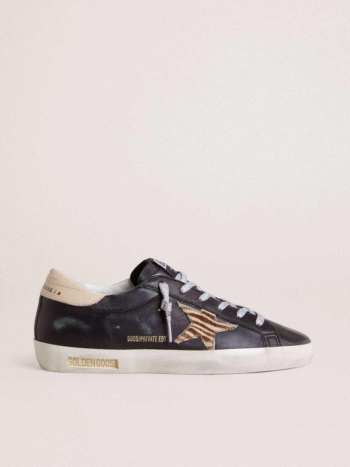 Golden Goose Super-Star Donna in Nappa Nera con Stella in Cavallino Zebrato e Talloncino in Pelle Beige