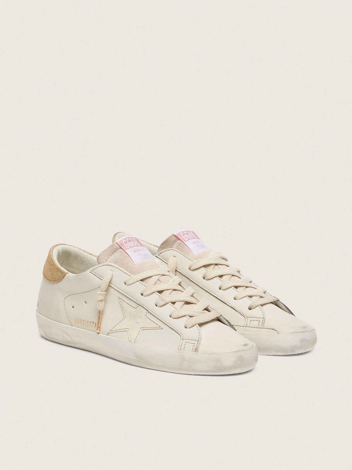Golden Goose Super-Star Donna in Pelle Color Bianco Vissuto e Stella Ton Sur Ton