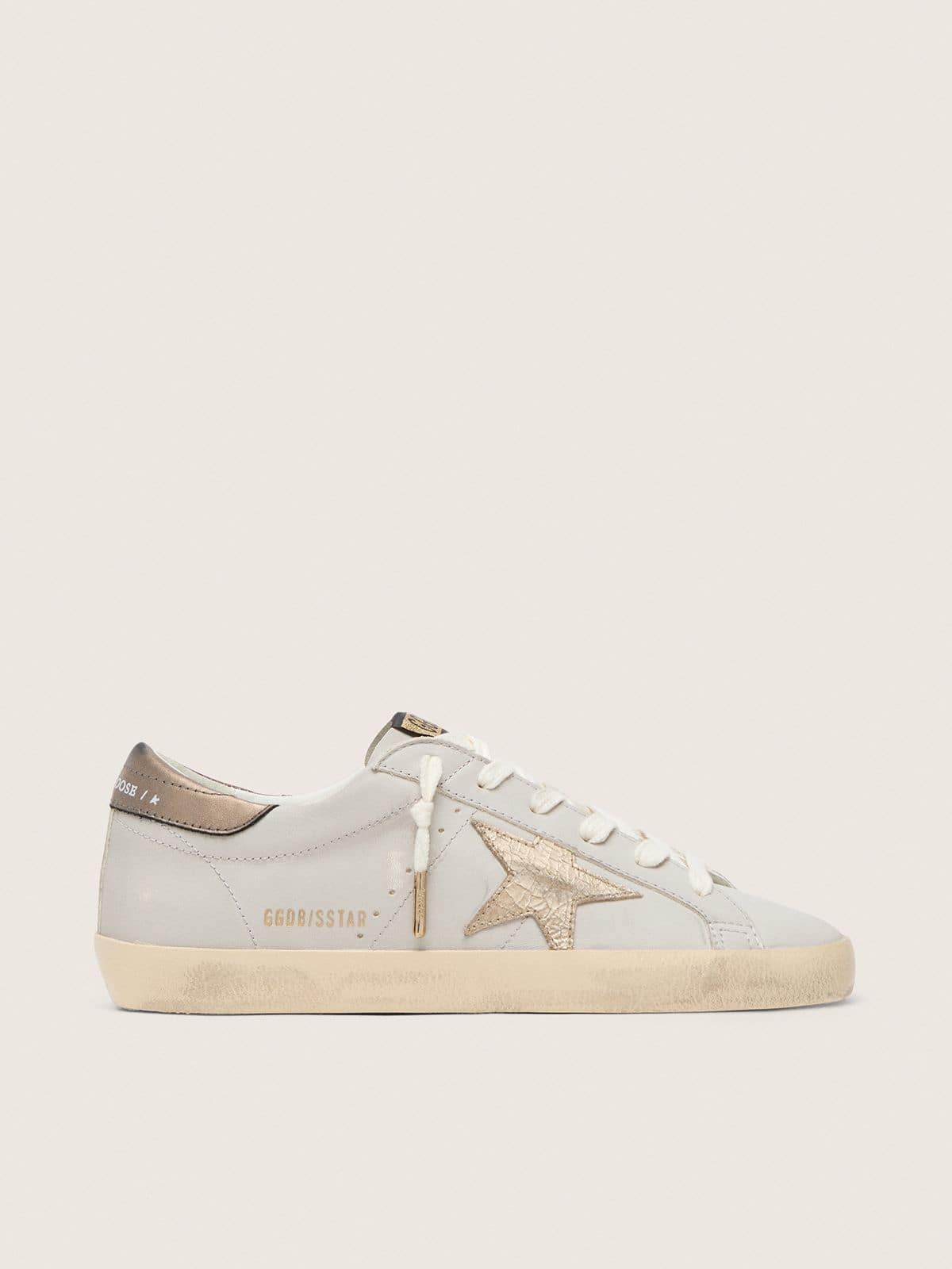 Golden Goose Super-Star con Stella in Pelle Crackl  e Talloncino in Pelle Laminata Metallico