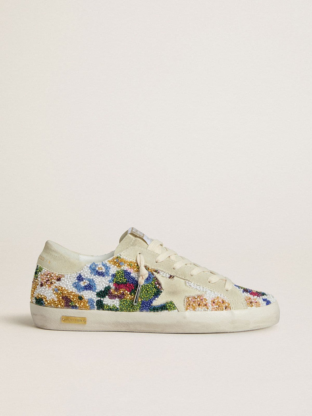 Golden Goose Super-Star Donna con Perline Multicolor e Stella in Suede Color Beige