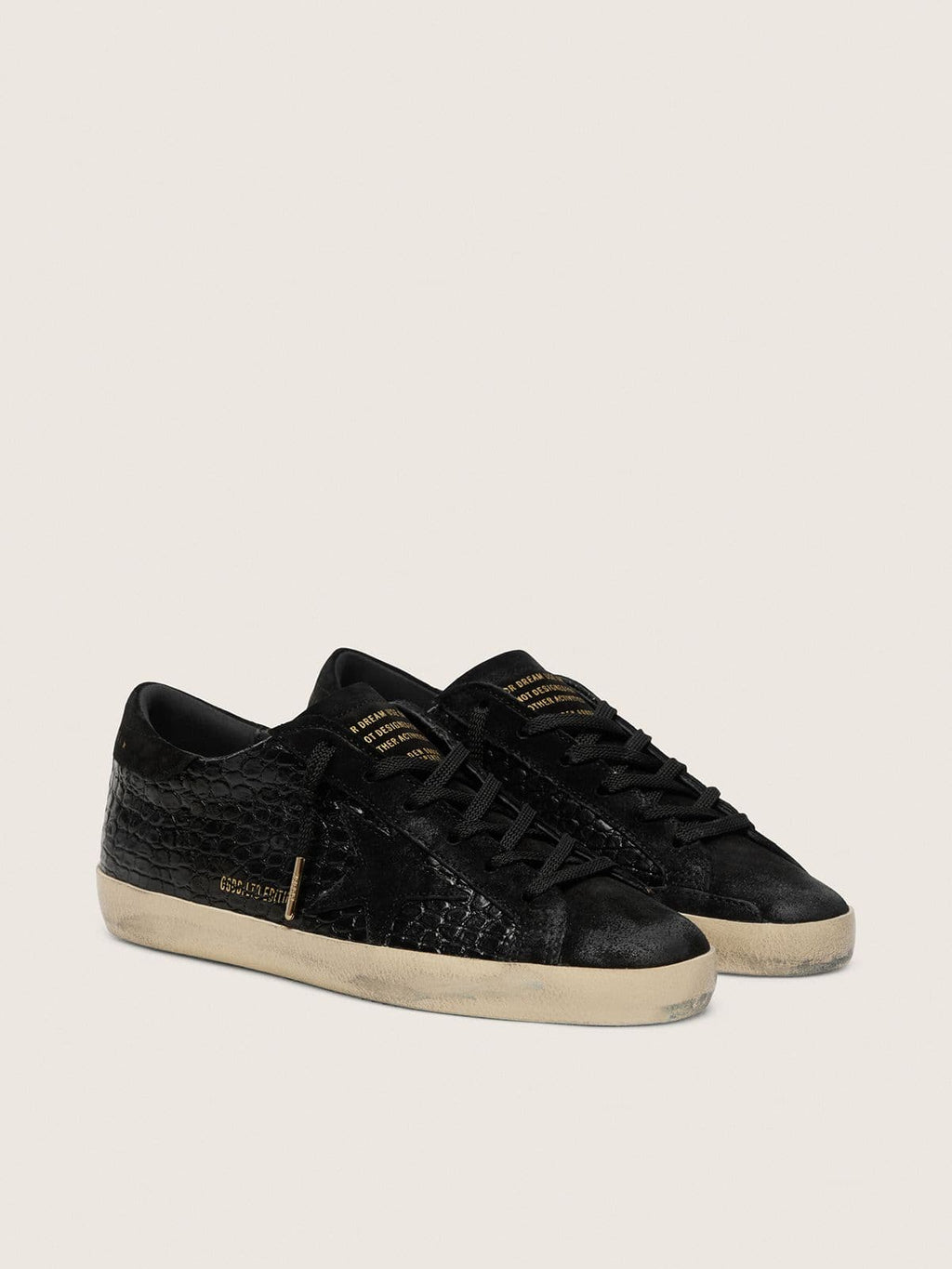 Golden Goose Super-Star Donna Ltd in Pelle Coccodrillo Nera con Stella e Talloncino in Suede Nero