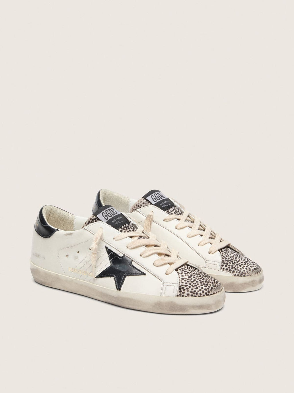 Golden Goose Super-Star Ltd Donna in Pelle Bianca con Stella Nera e Dettagli Cavallino