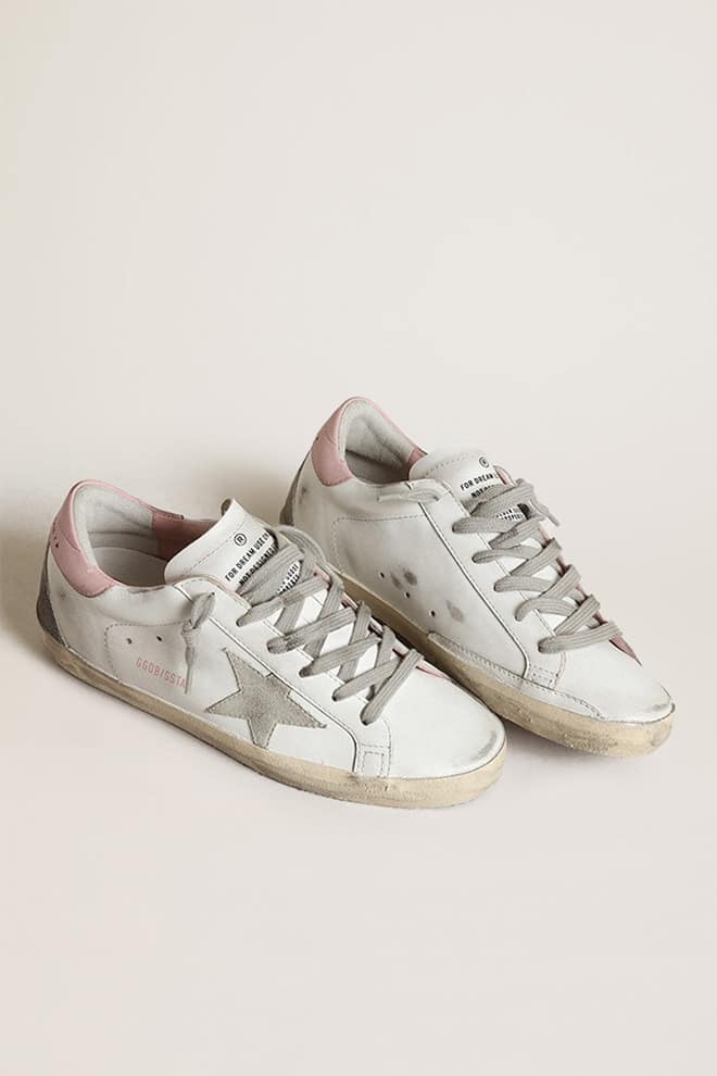 Golden Goose Super-Star Donna con Stella in Suede Grigio e Talloncino in Pelle Rosa