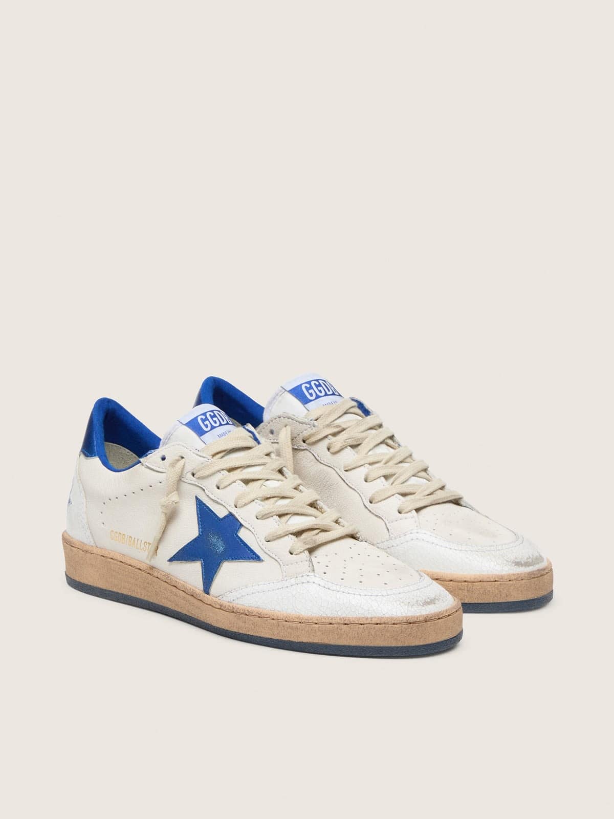 Golden Goose Ball Star Wishes Donna in Nappa Bianca con Stella e Talloncino Bluette