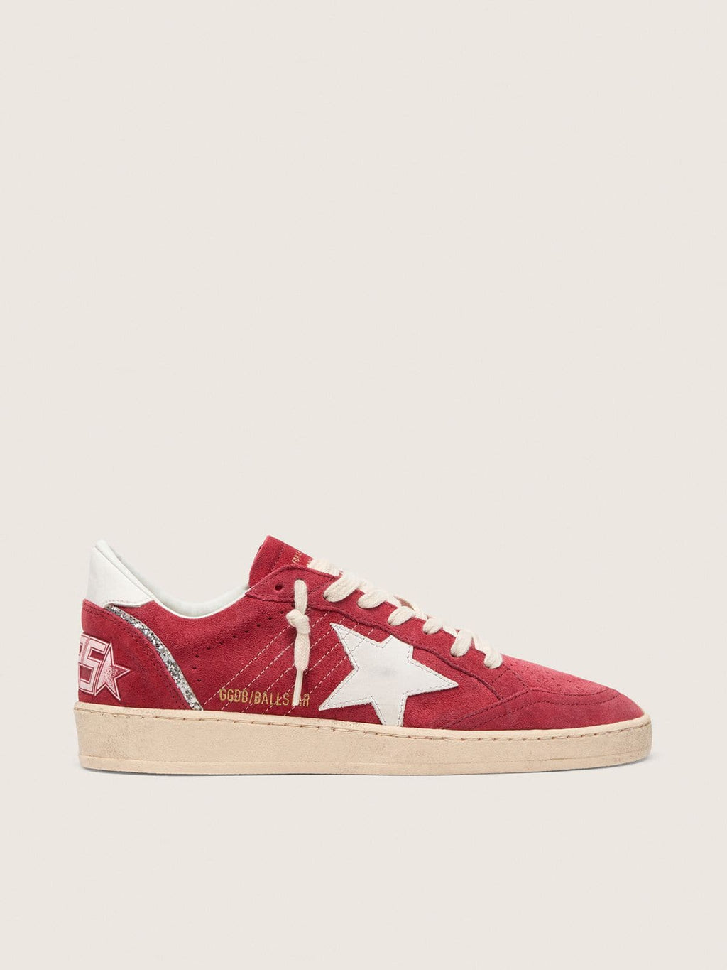 Golden Goose Ball Star in Suede Rosso con Stella e Talloncino in Pelle Bianca
