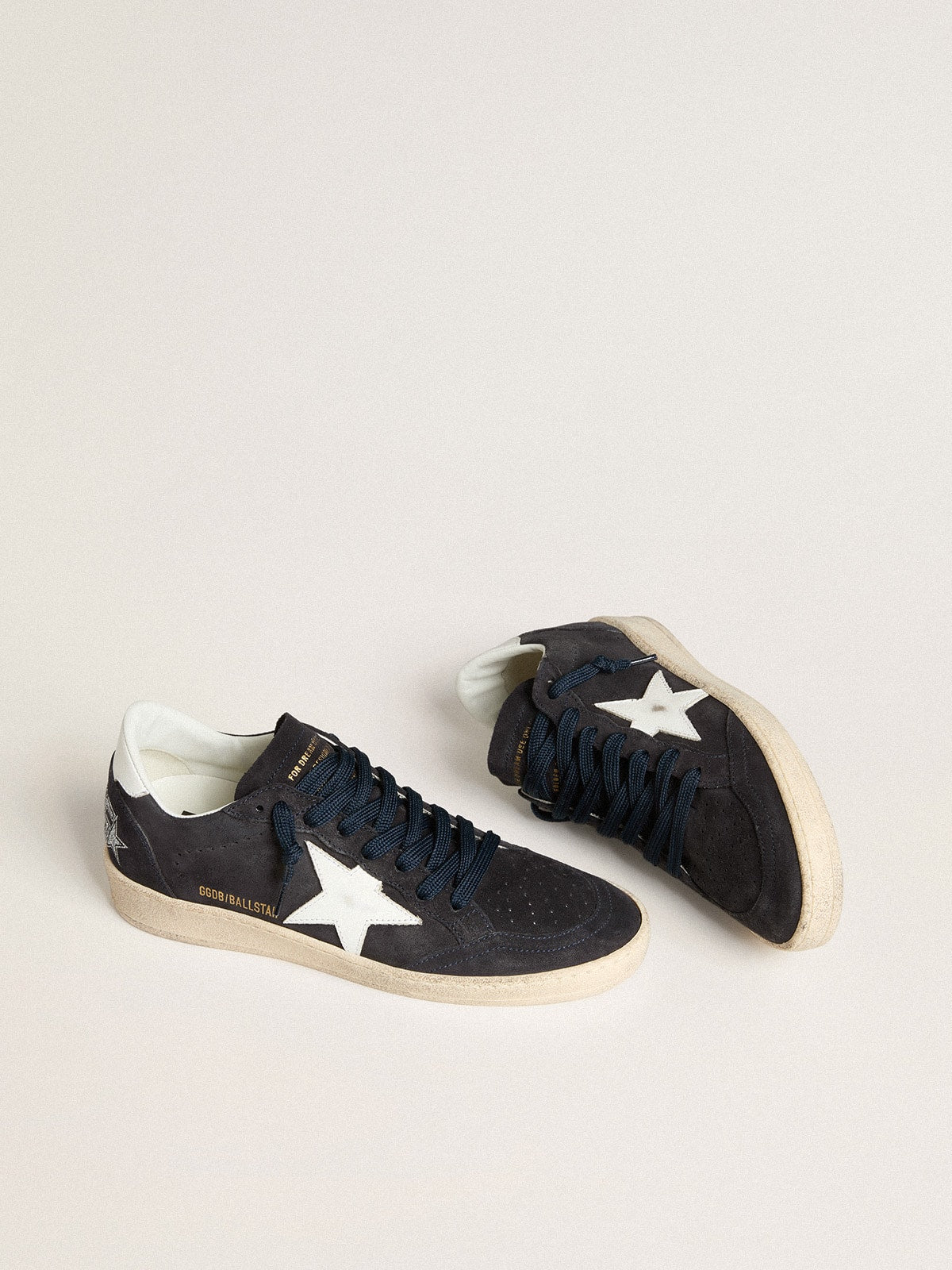 Golden Goose Ball Star Donna in Suede Blu Scuro con Stella e Talloncino in Pelle