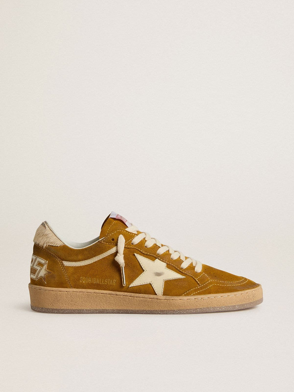 Golden Goose Ball Star Donna in Suede con Stella in Pelle Beige e Talloncino in Cavallino