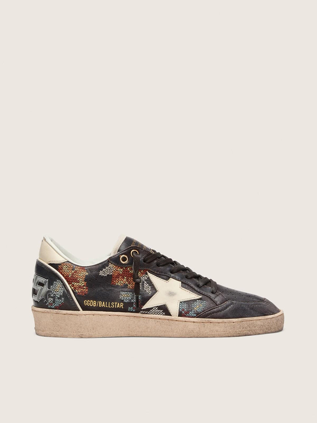 Golden Goose Ball Star Ltd Donna in Nappa Ebano con Stella Bianca con Ricamo Multicolor