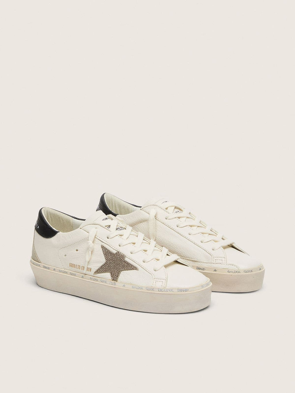 Golden Goose Hi Star  con Stella in Cristalli Swarovski e Talloncino in Pelle Nera