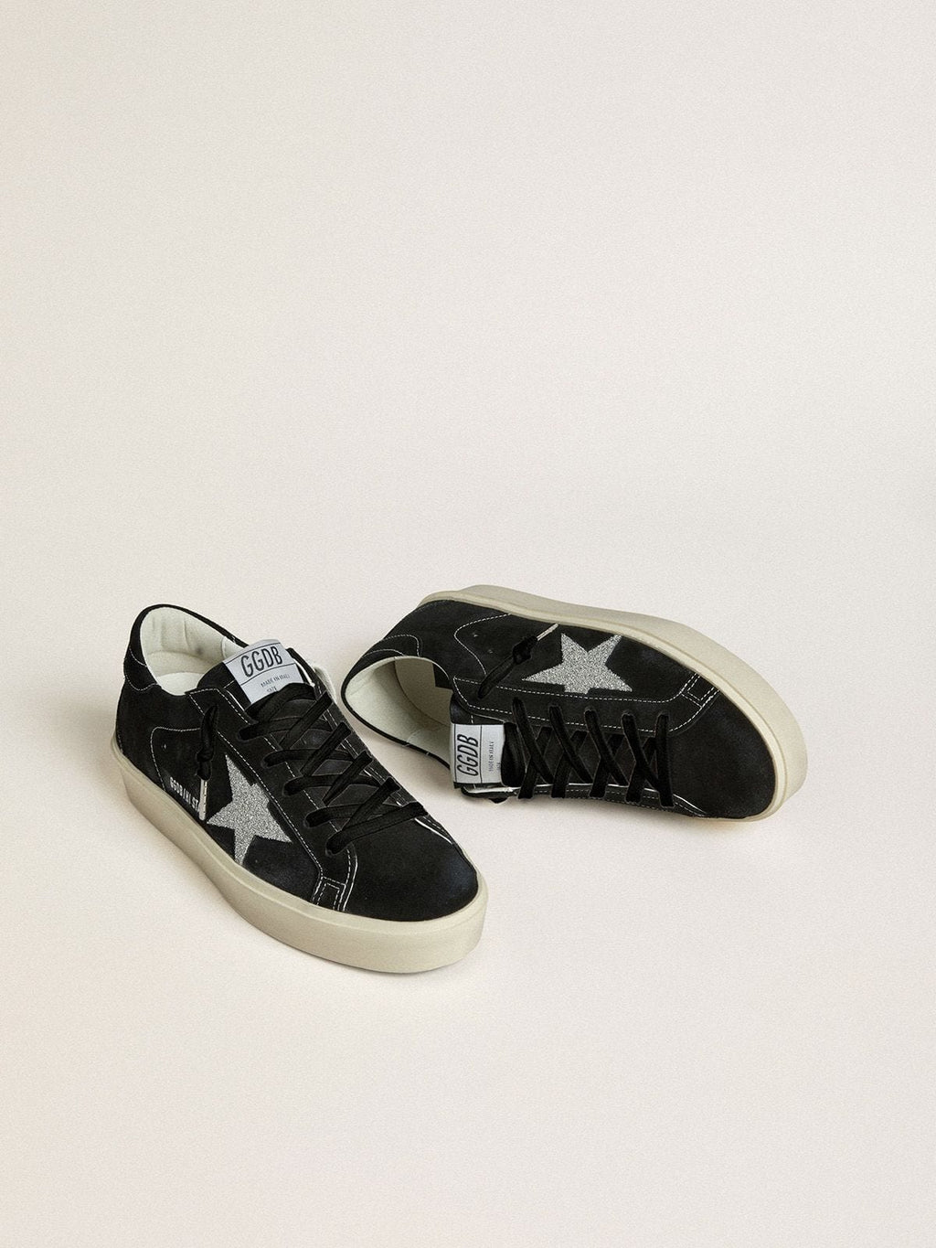 Golden Goose Hi Star Donna in Suede Nero con Stella in Cristalli Swarovski Color Argento