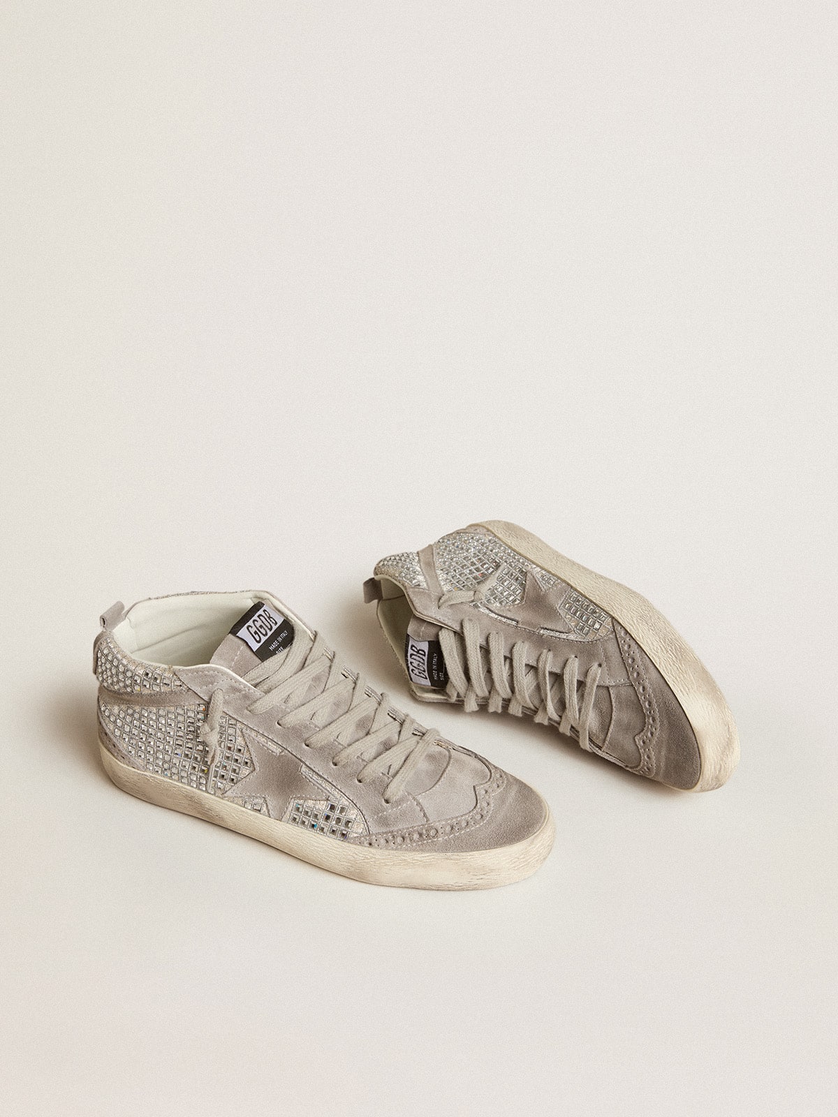 Golden Goose Mid Star in Suede Argento con Cristalli Swarovski e Stella in Suede