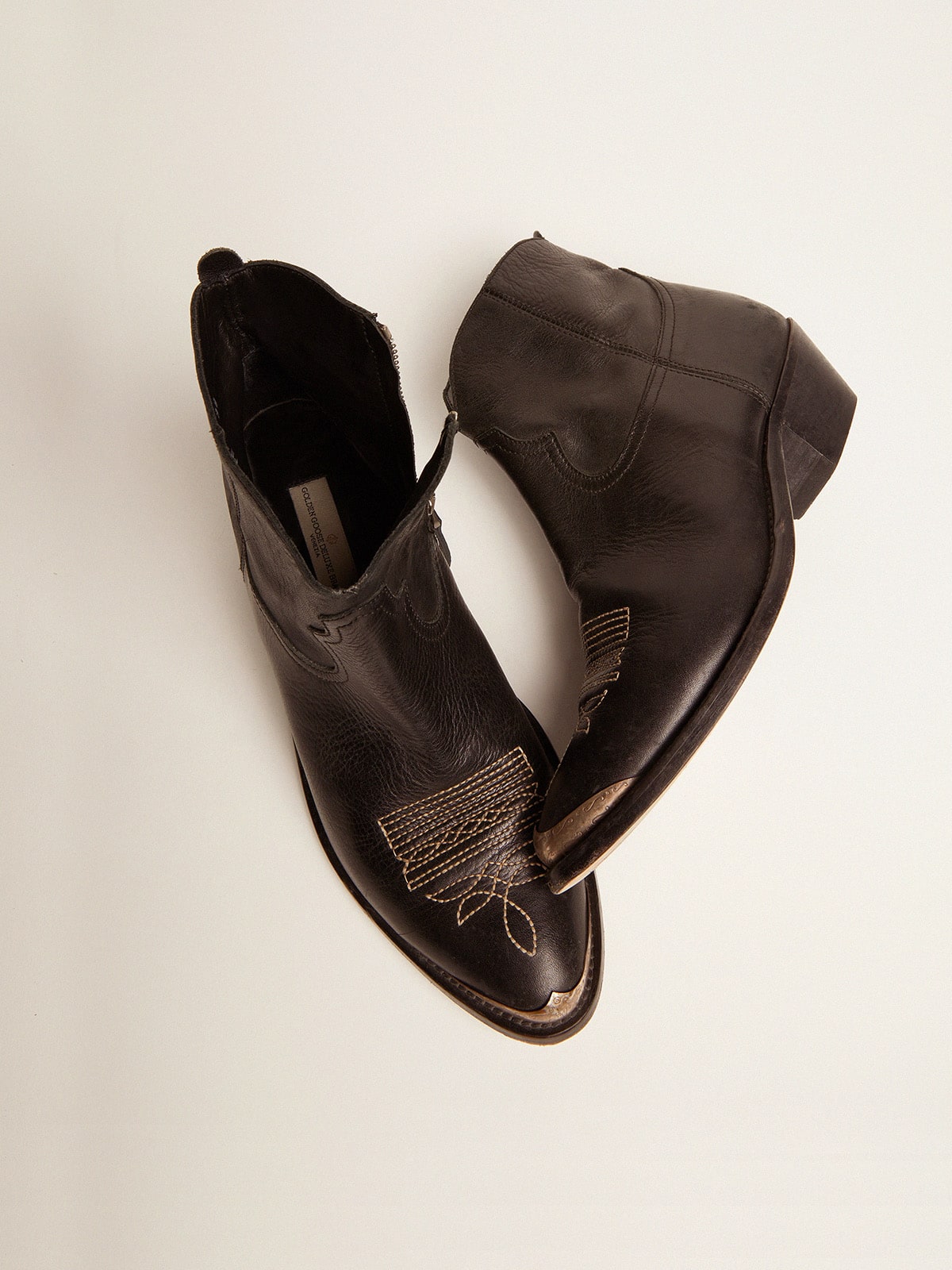 Golden Goose Stivaletti Young Donna in Pelle Nera con Ricamo Color Sabbia