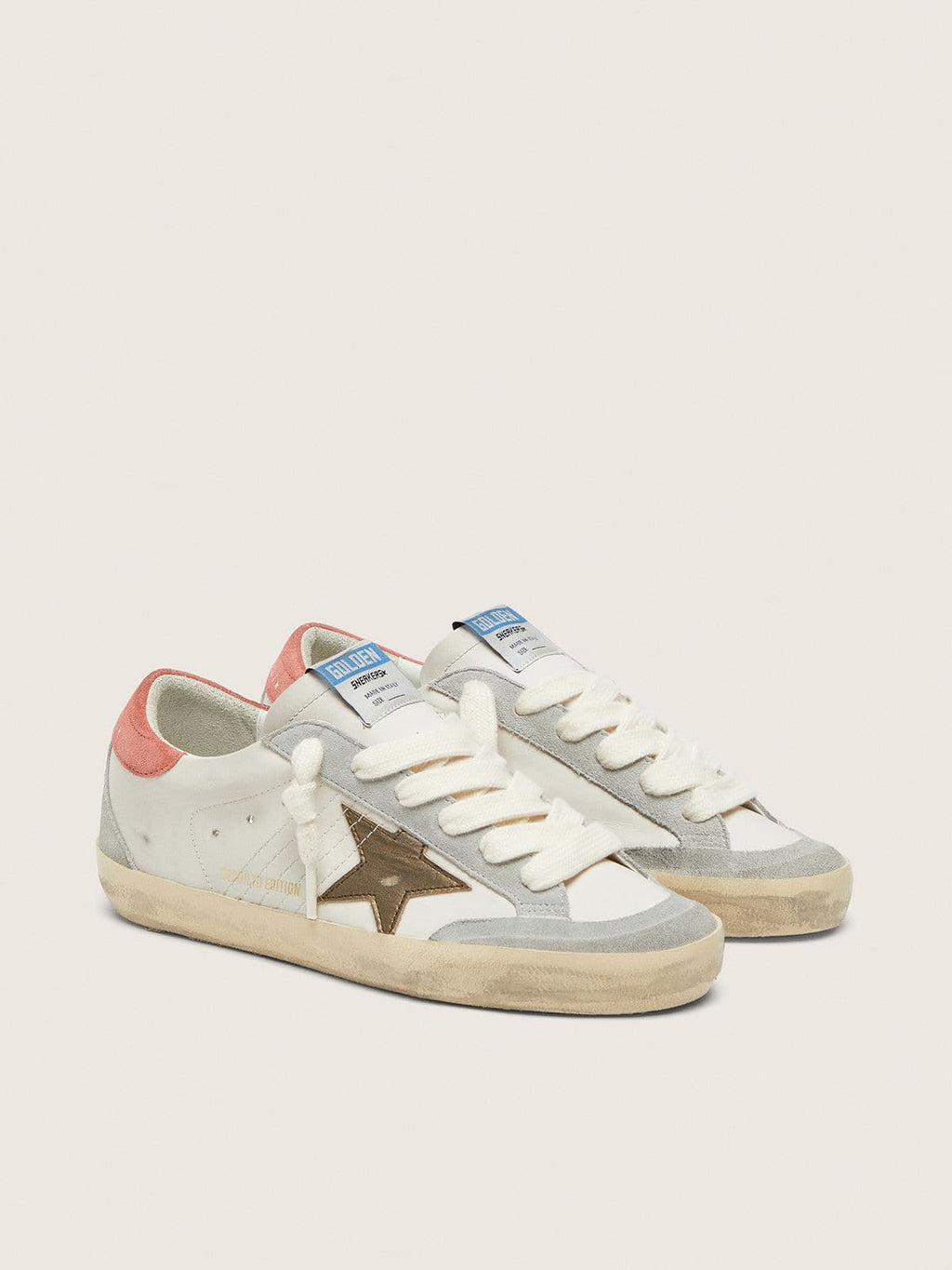 Golden Goose Super-Star Ltd Donna in Pelle Bianca con Stella Laminata Bronzo