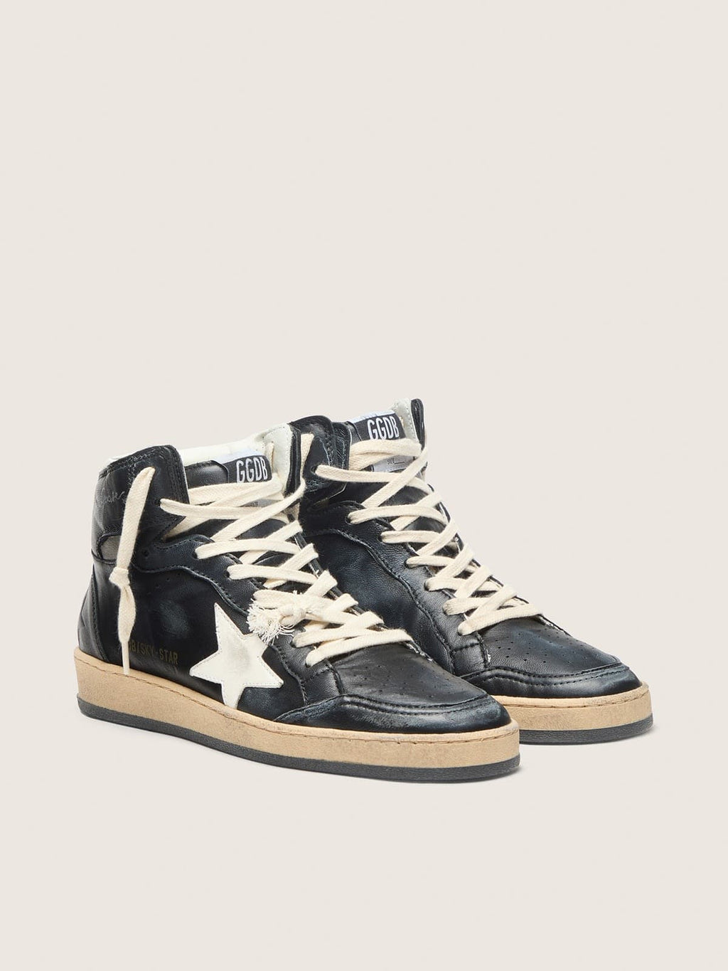 Golden Goose Sky Star Donna in Nappa Nera con Stella Bianca