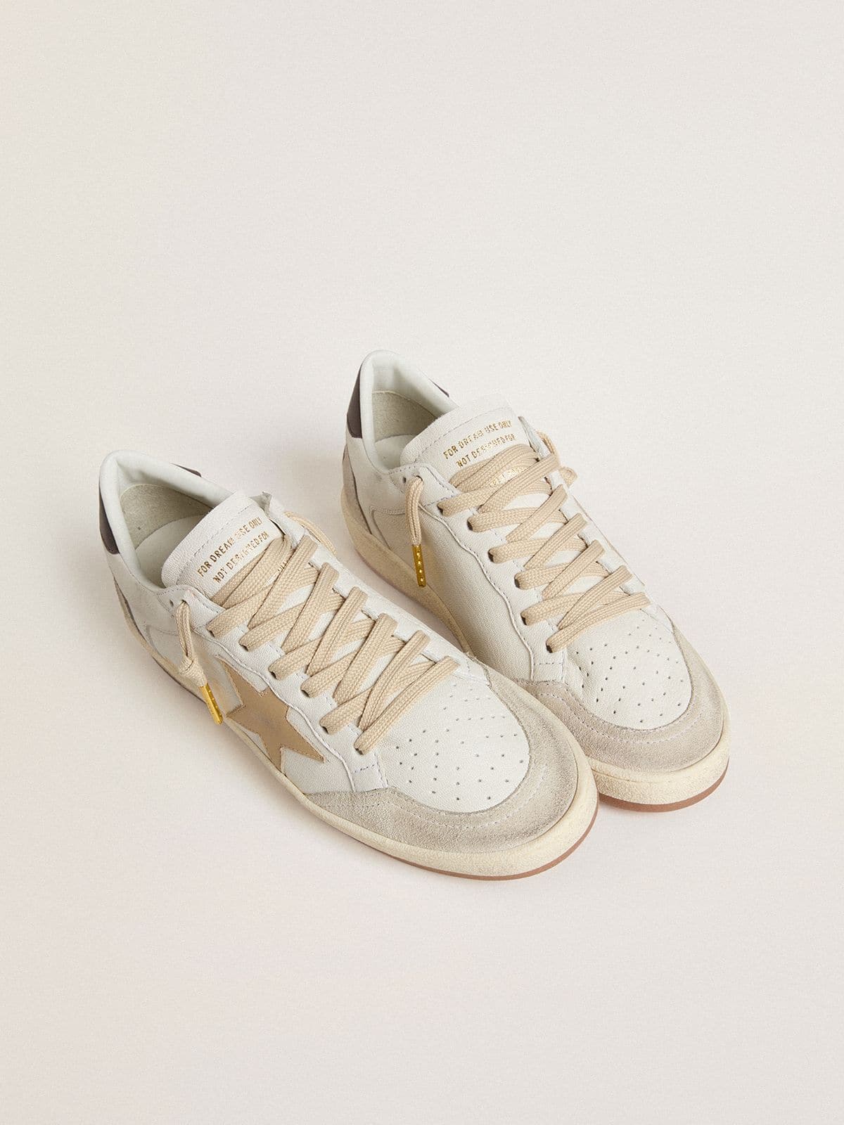 Golden Goose Ball Star Ltd Donna con Stella Beige e Talloncino Nero