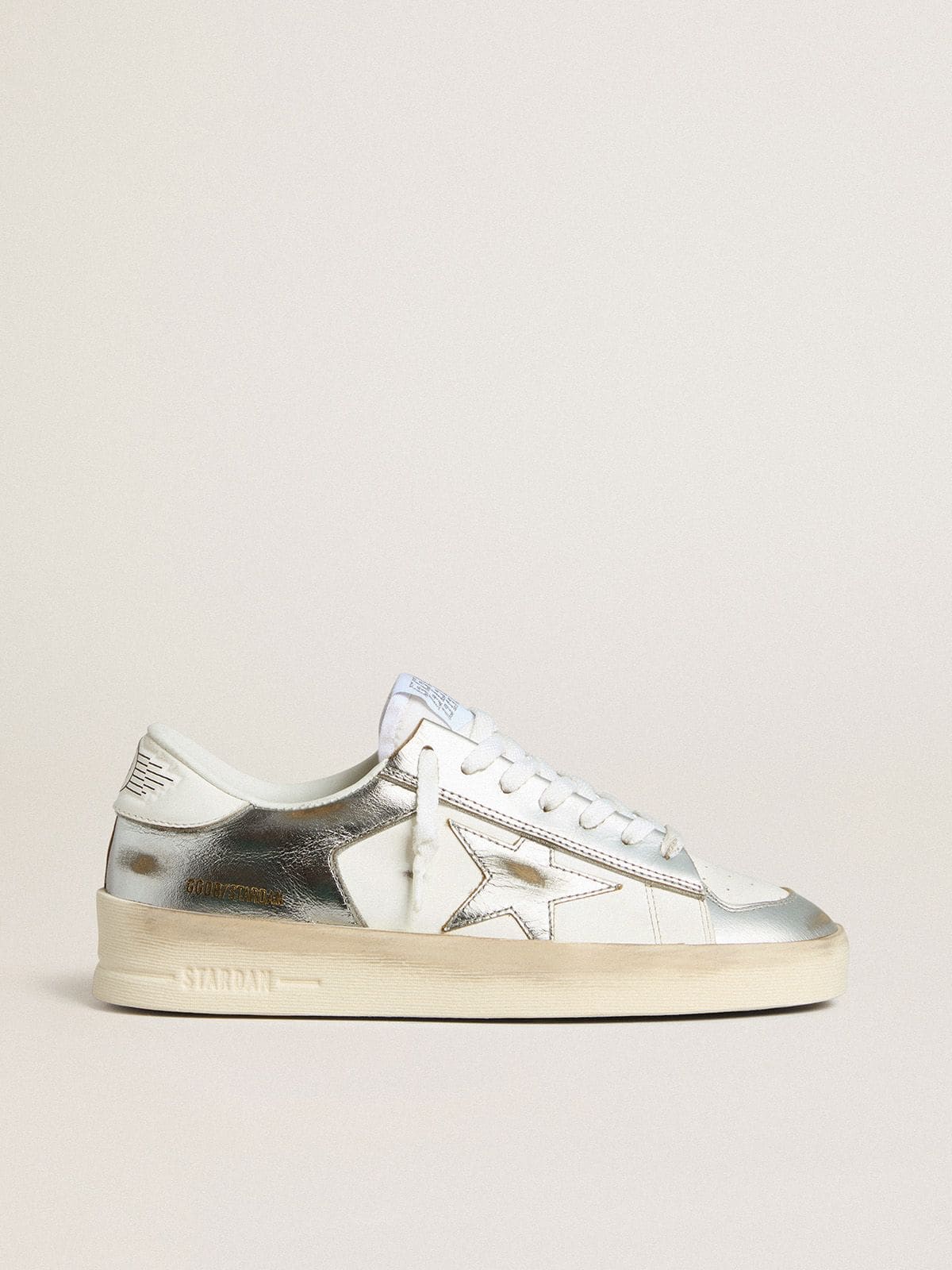 Golden Goose Stardan in Pelle Laminata Argento con Talloncino Bianco