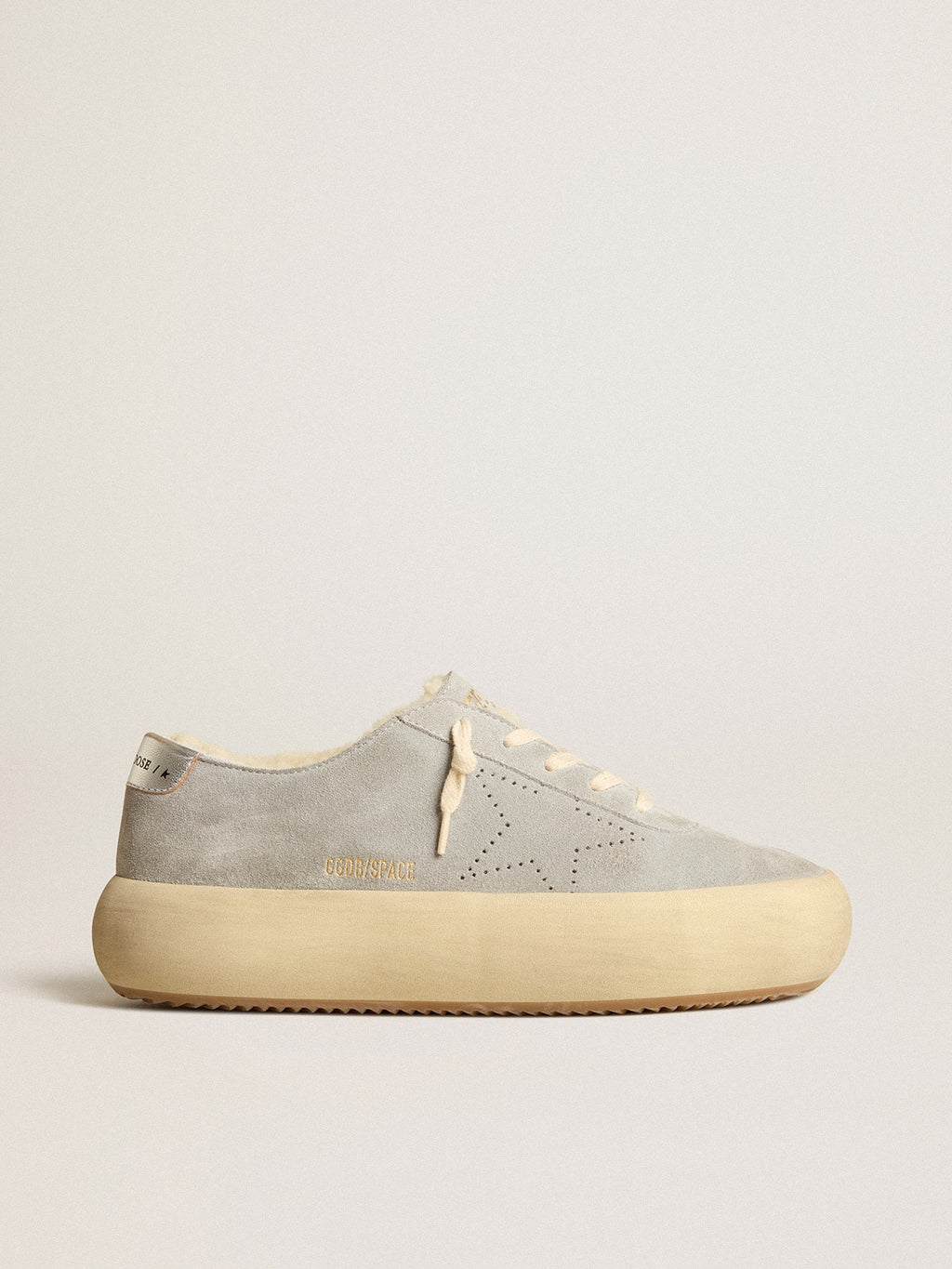 Golden Goose Scarpe Space Star Donna in Suede Ghiaccio con Fodera in Shearling