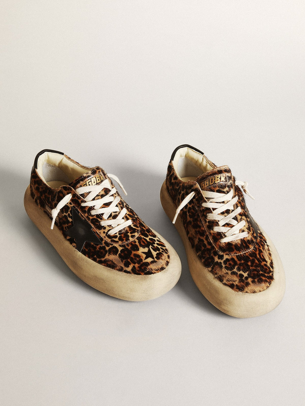 Golden Goose Space Star Donna in Cavallino Leo con Stella e Talloncino Neri