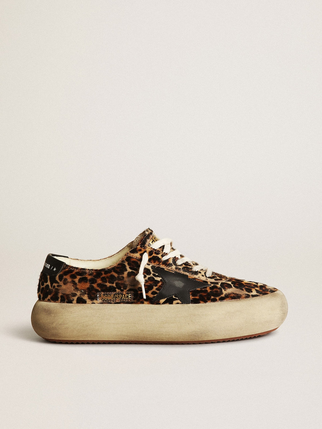 Golden Goose Space Star Donna in Cavallino Leo con Stella e Talloncino Neri