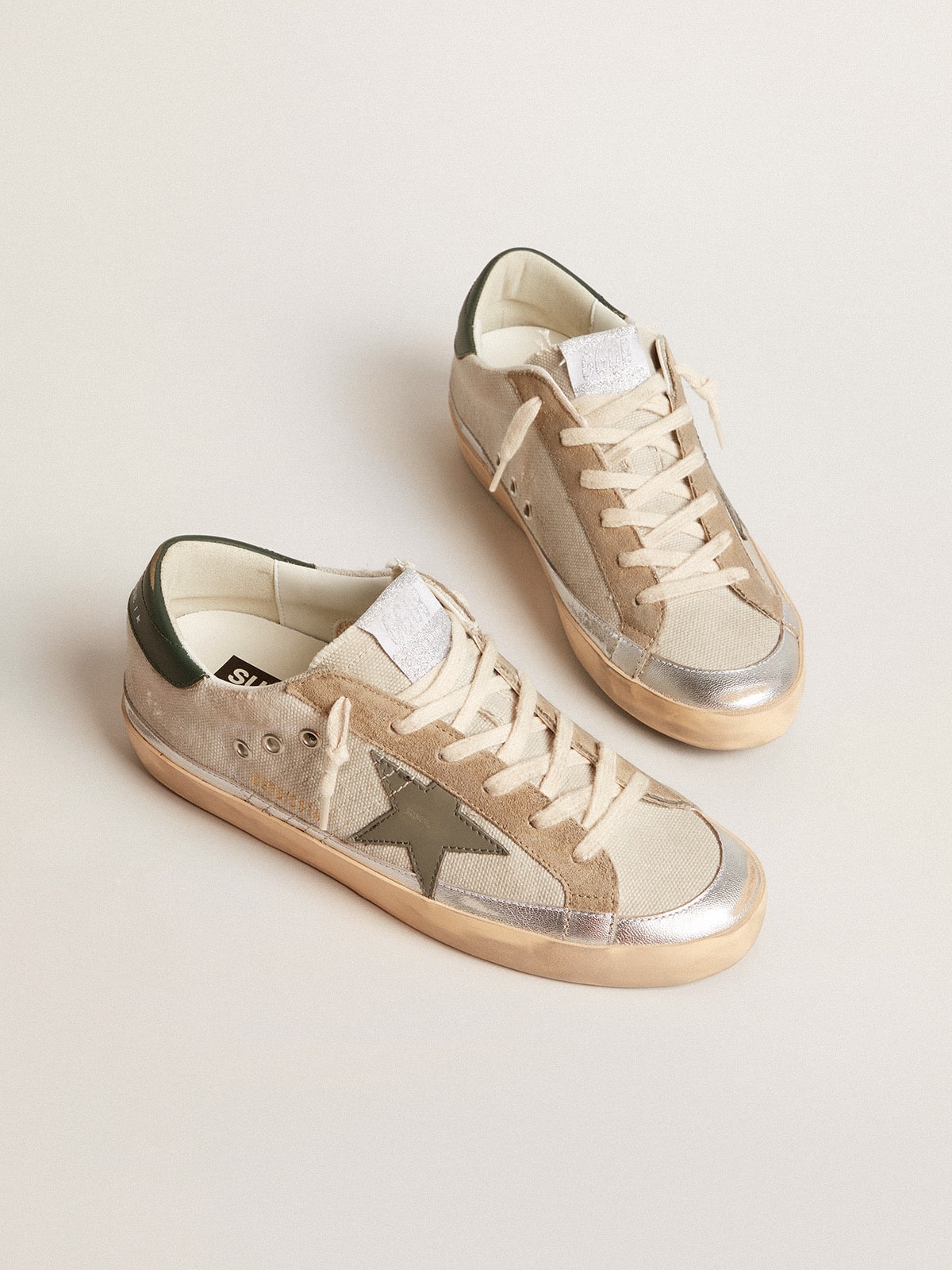 Golden Goose Super-Star in Canvas Grigio con Stella e Talloncino in Pelle Verde