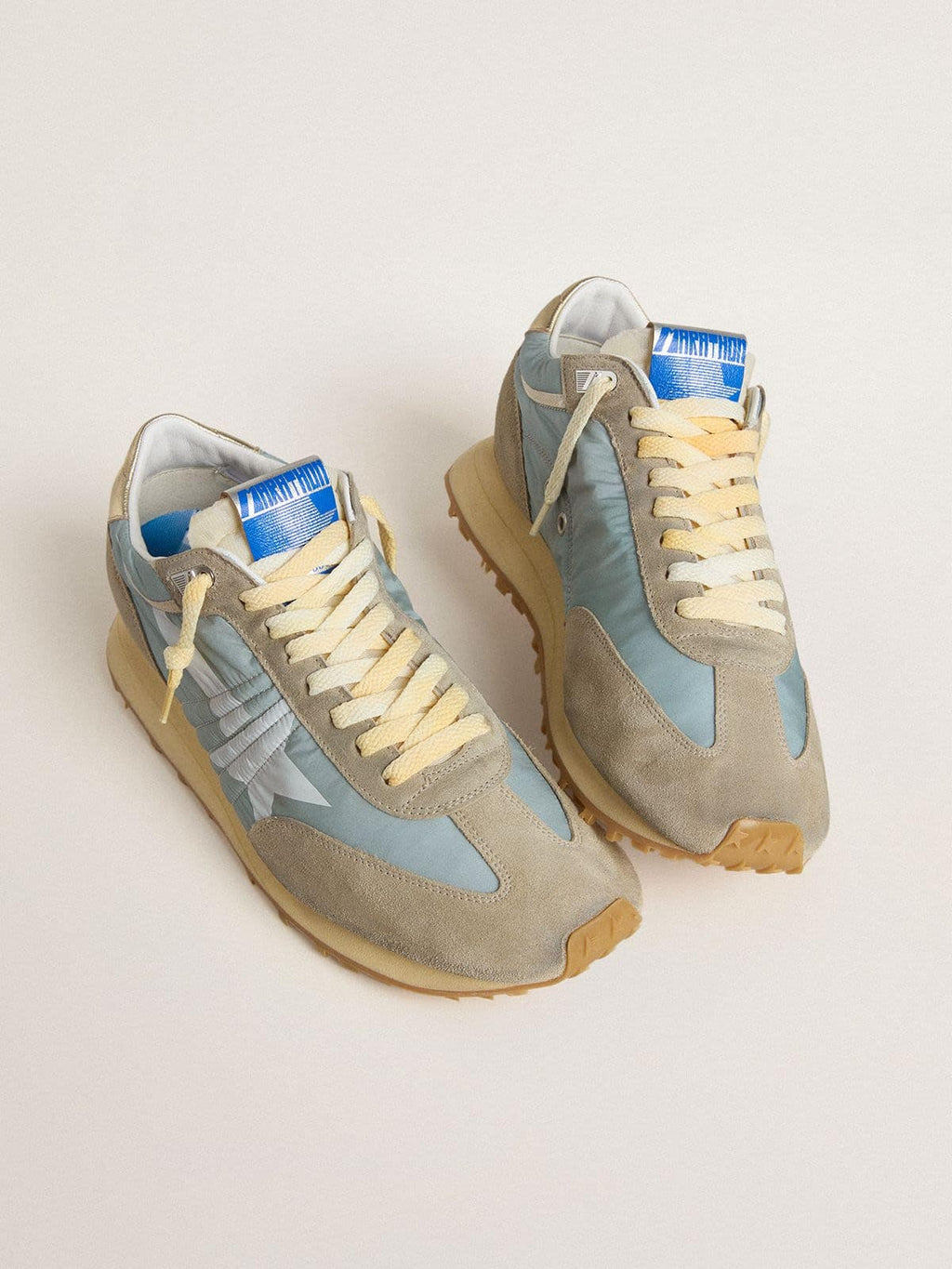 Golden Goose Marathon Donna con Tomaia in Nylon Azzurro e Stella Azzurro Pastello