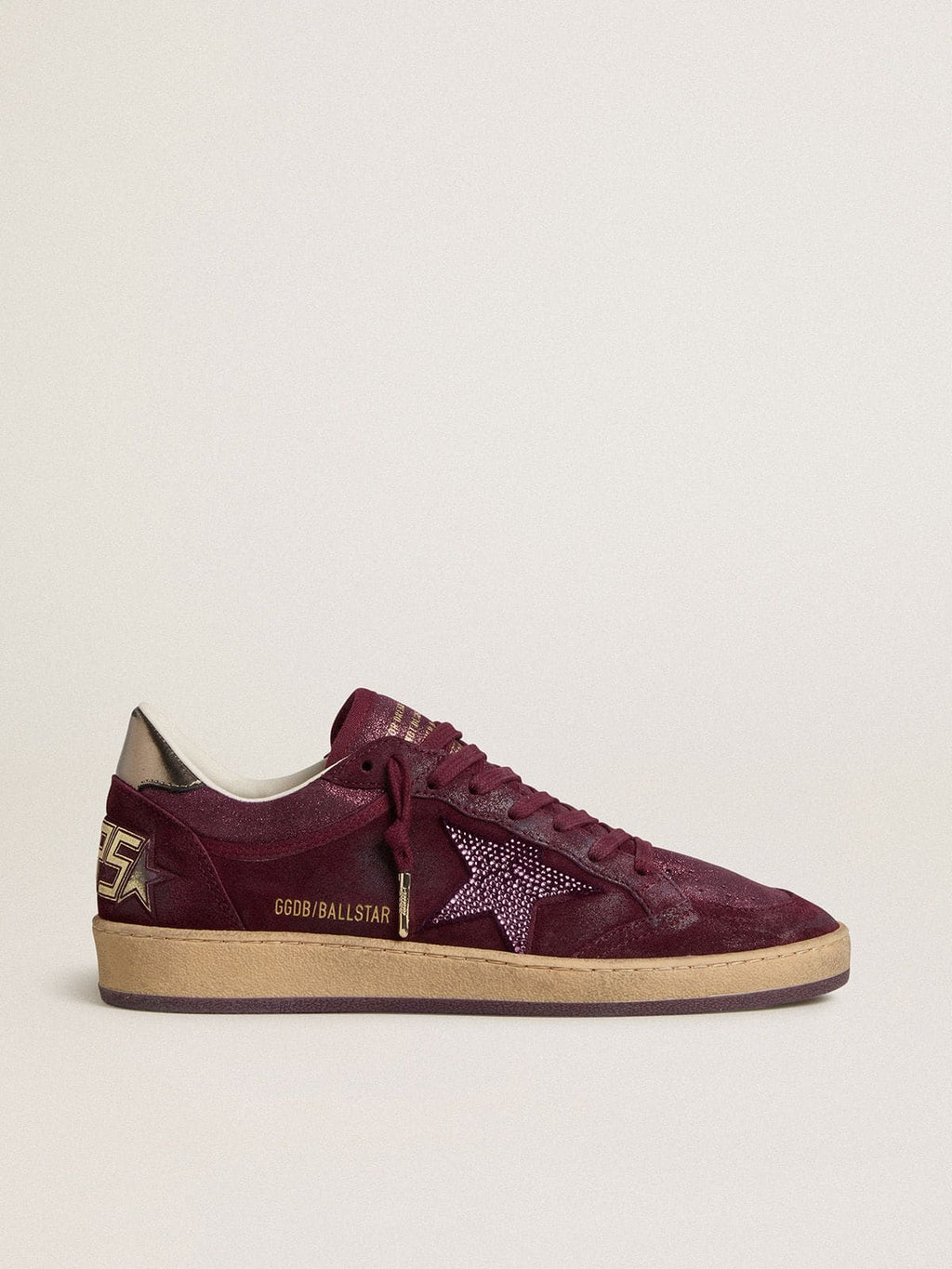 Golden Goose Ball Star Donna in Suede Bordeaux con Stella in Cristalli e Talloncino in Pelle Laminata