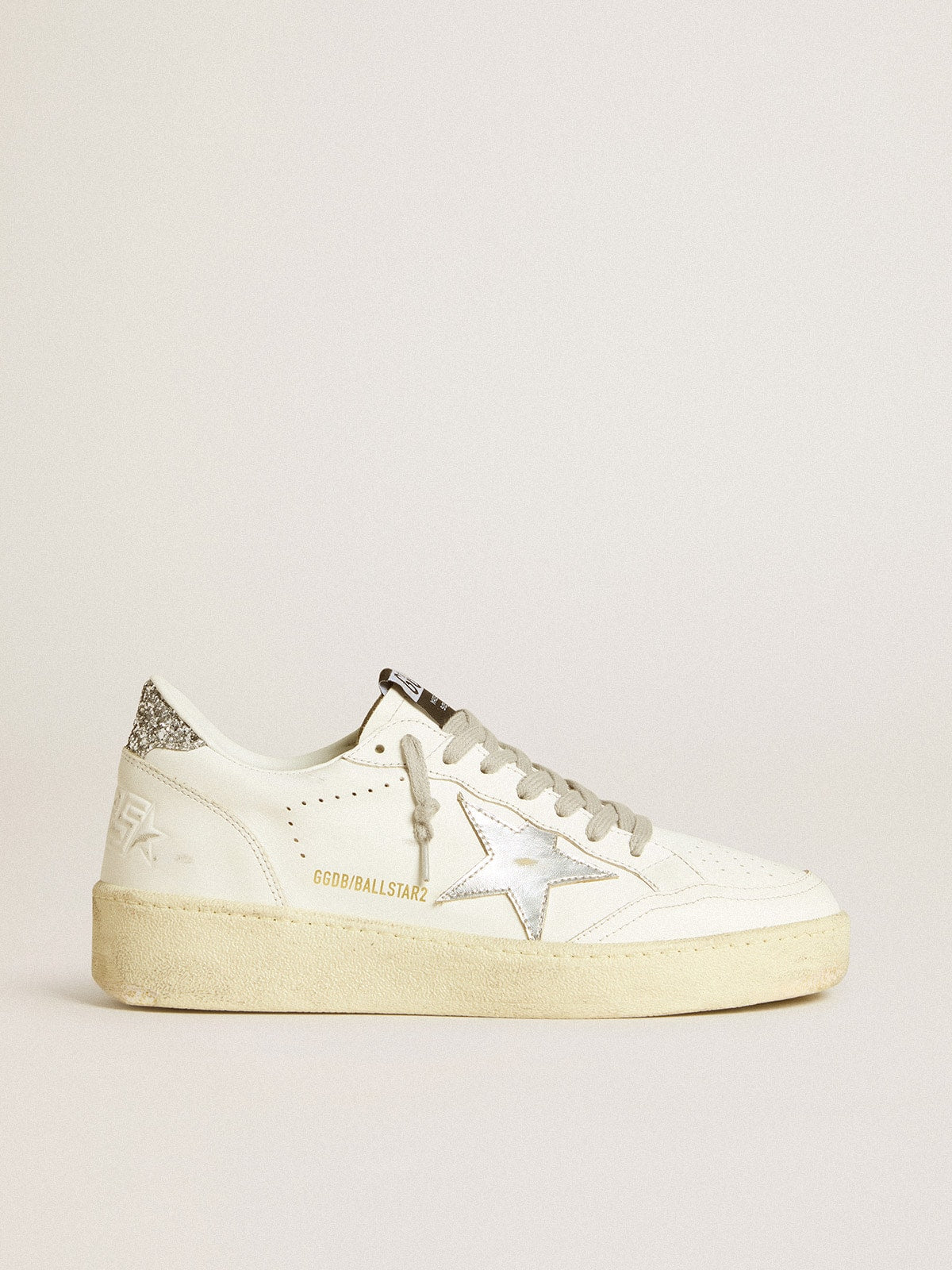 Golden Goose Ball Star Donna con Stella in Pelle Argento e Talloncino in Glitter Argento