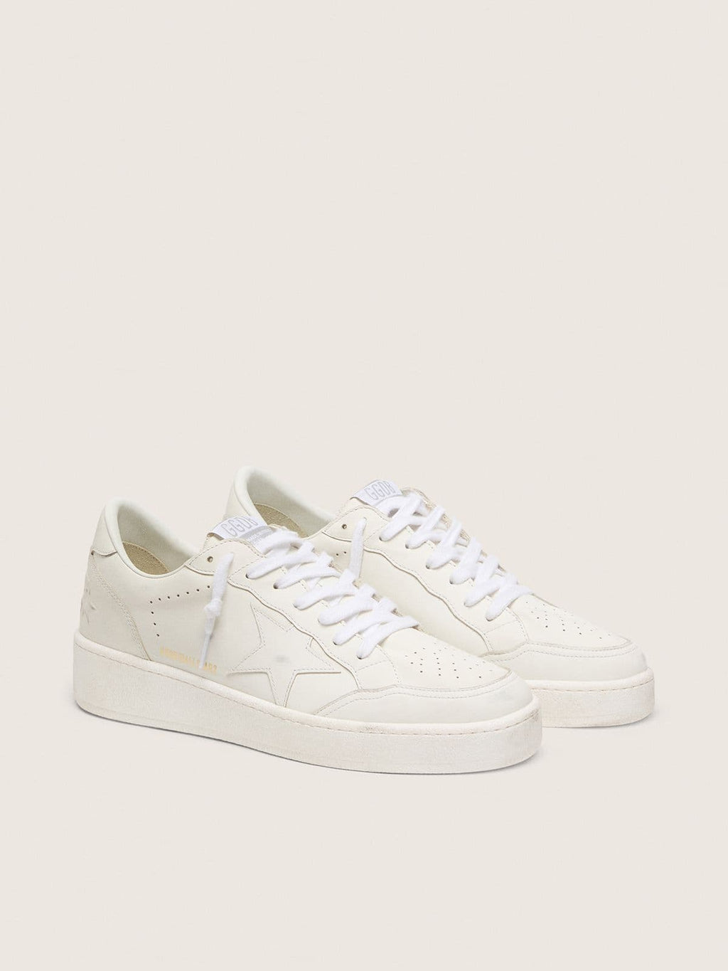Golden Goose Ball Star Donna con Stella e Talloncino in Pelle Bianca
