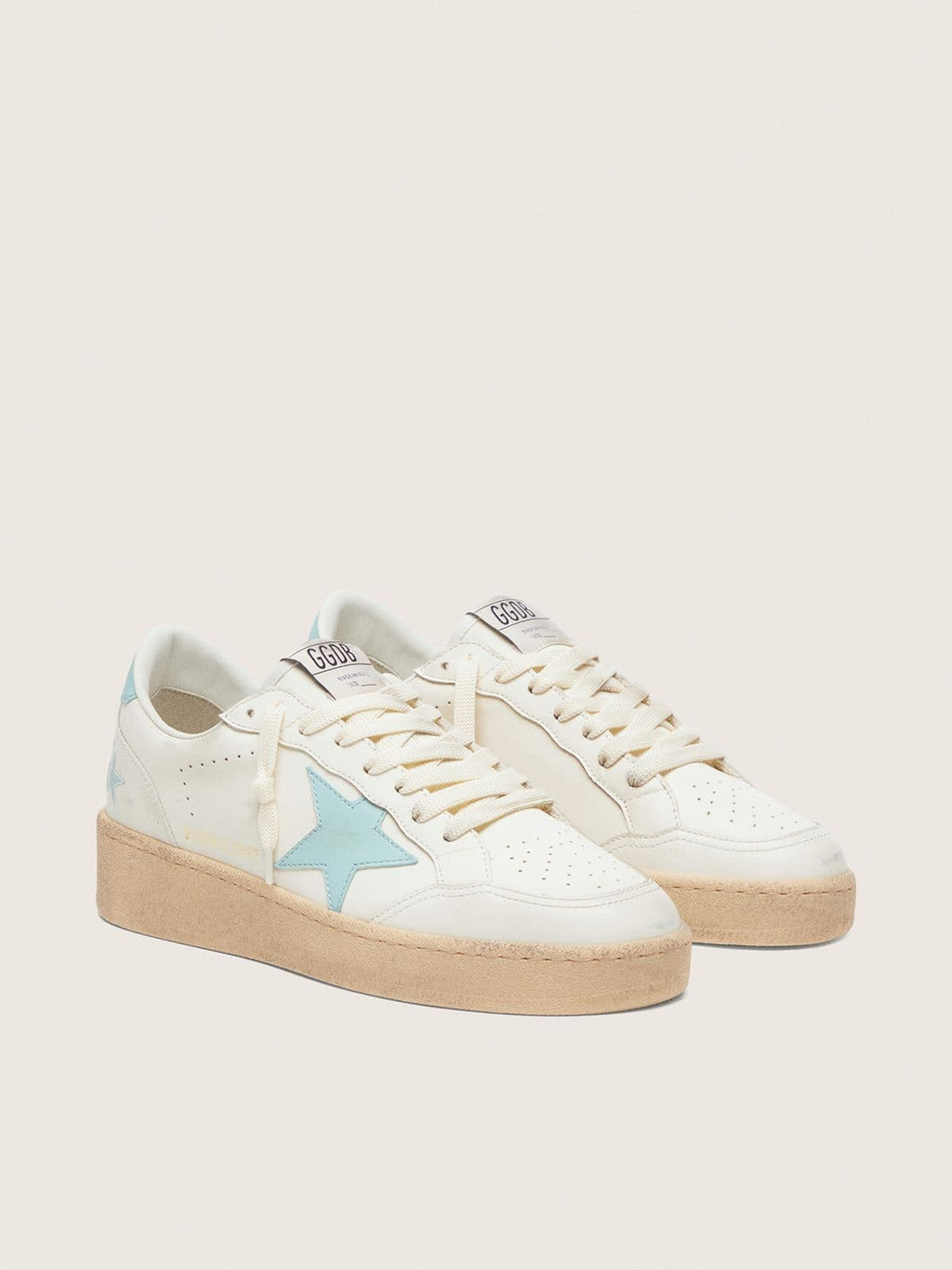 Golden Goose Ball Star Donna in Pelle Bianca con Stella Azzurro Chiaro