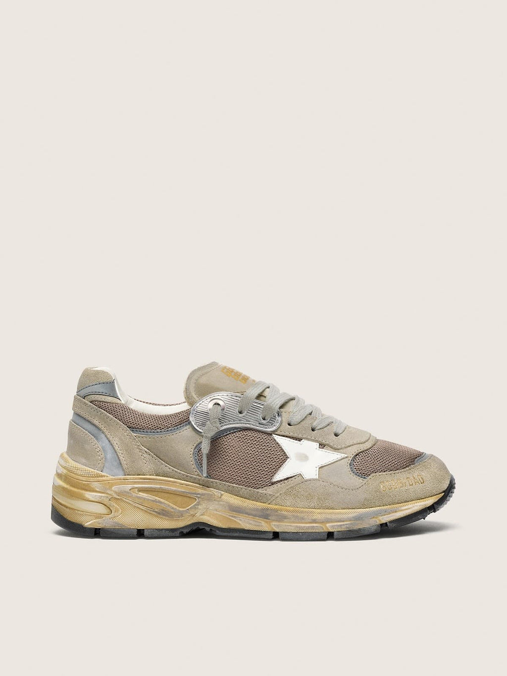 Golden Goose Dad Star Donna in Suede Tortora e Rete Argento con Stella in Pelle Bianca e Talloncino in Suede