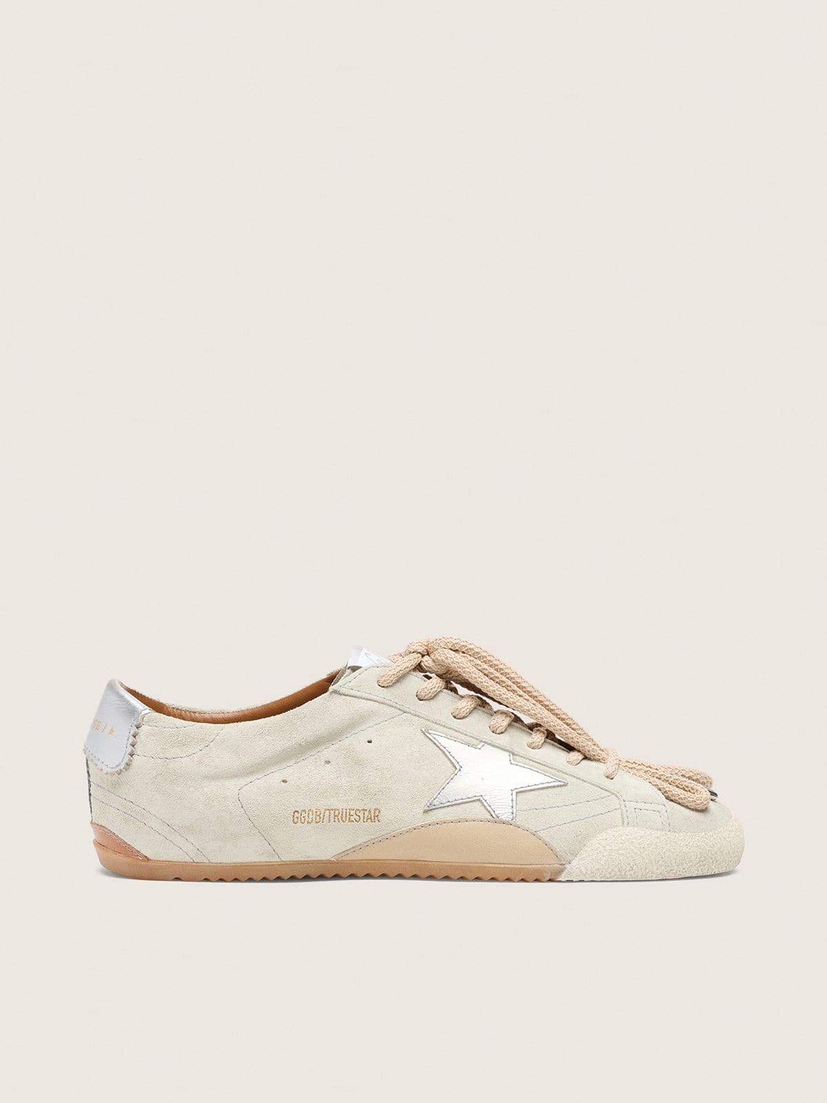 Golden Goose True-Star Donna in Suede Grigio Chiaro con Stella e Talloncino Laminati Argento