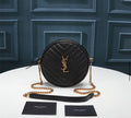 YSL CAMERA BAG VINYLE TONDA IN PELLE BLACK – Accessorio premium elegante
