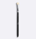 DIOR BACKSTAGE EYESHADOW SHADER BRUSH N° 21 – Accessorio premium elegante