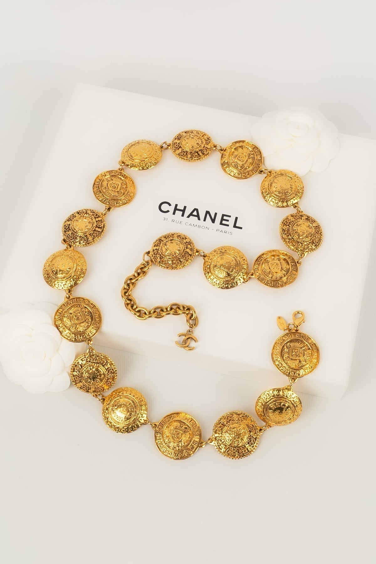 Ceinture Chanel 1984 – Accessorio premium elegante