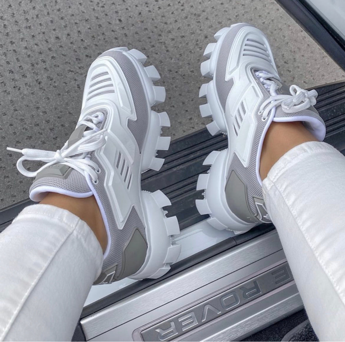 Prada Cloudbust – Accessorio premium elegante