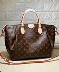 LV Turenne – Accessorio premium elegante