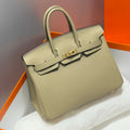 Hermes Birkin Beige with Gold Buckle Calfskin 255601 – Accessorio premium elegante