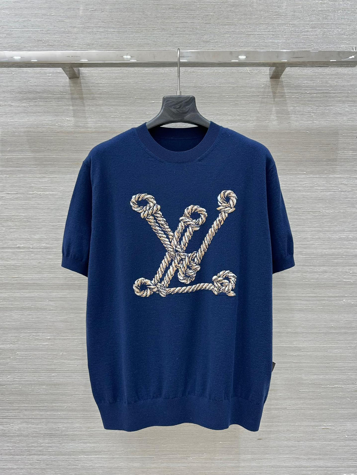 LV 25 Button Rope Jacquard Knitted T-Shirt Blue Wool Polyester – Accessorio premium elegante