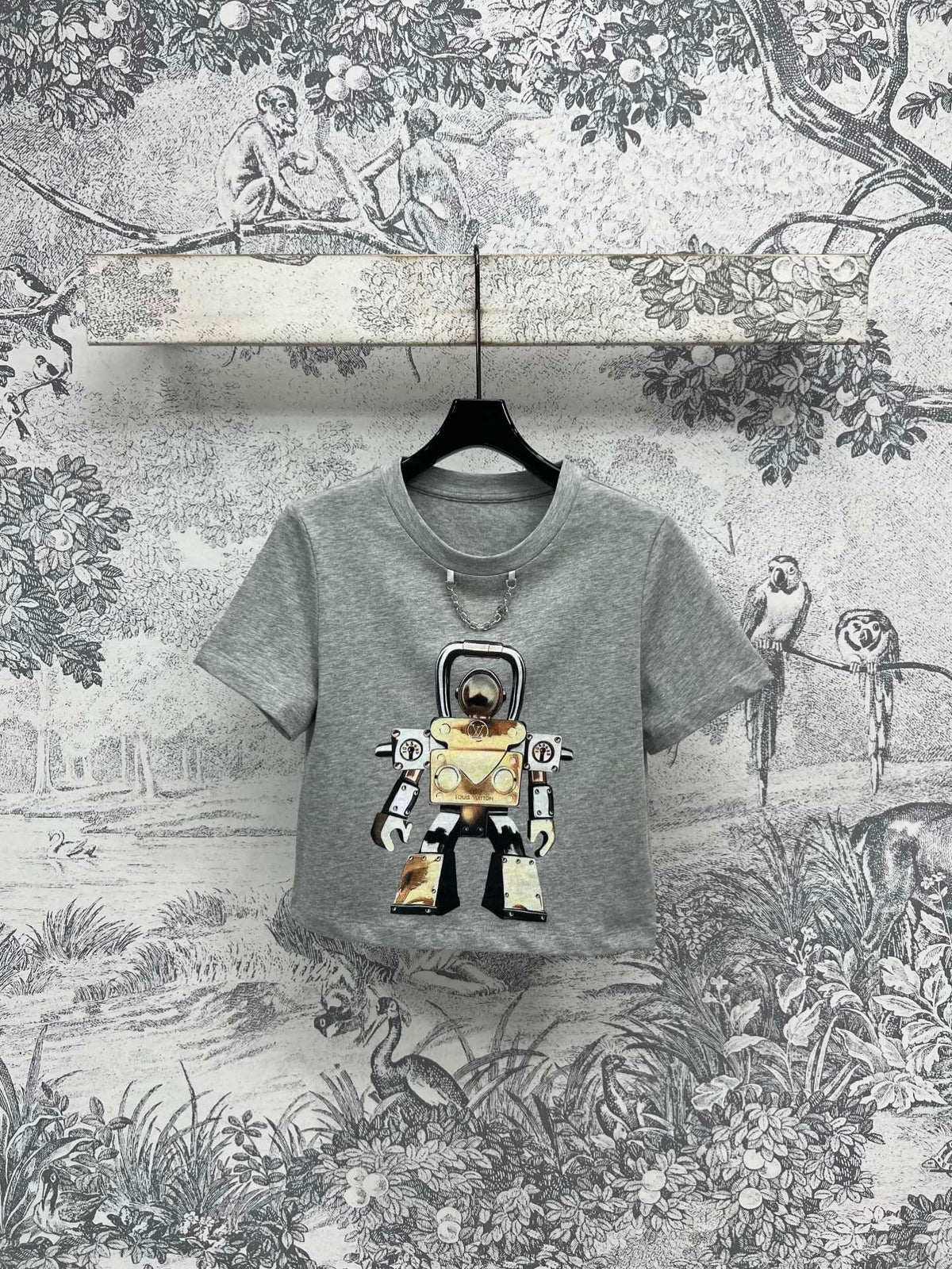 LV 25 Robot  On The Chest T-Shirt Grey Cotton – Accessorio premium elegante
