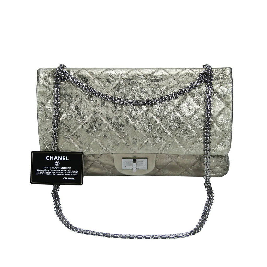 Chanel 2.55 Reissue Jumbo Gold Aged Calfskin Ruthenium – Accessorio premium elegante