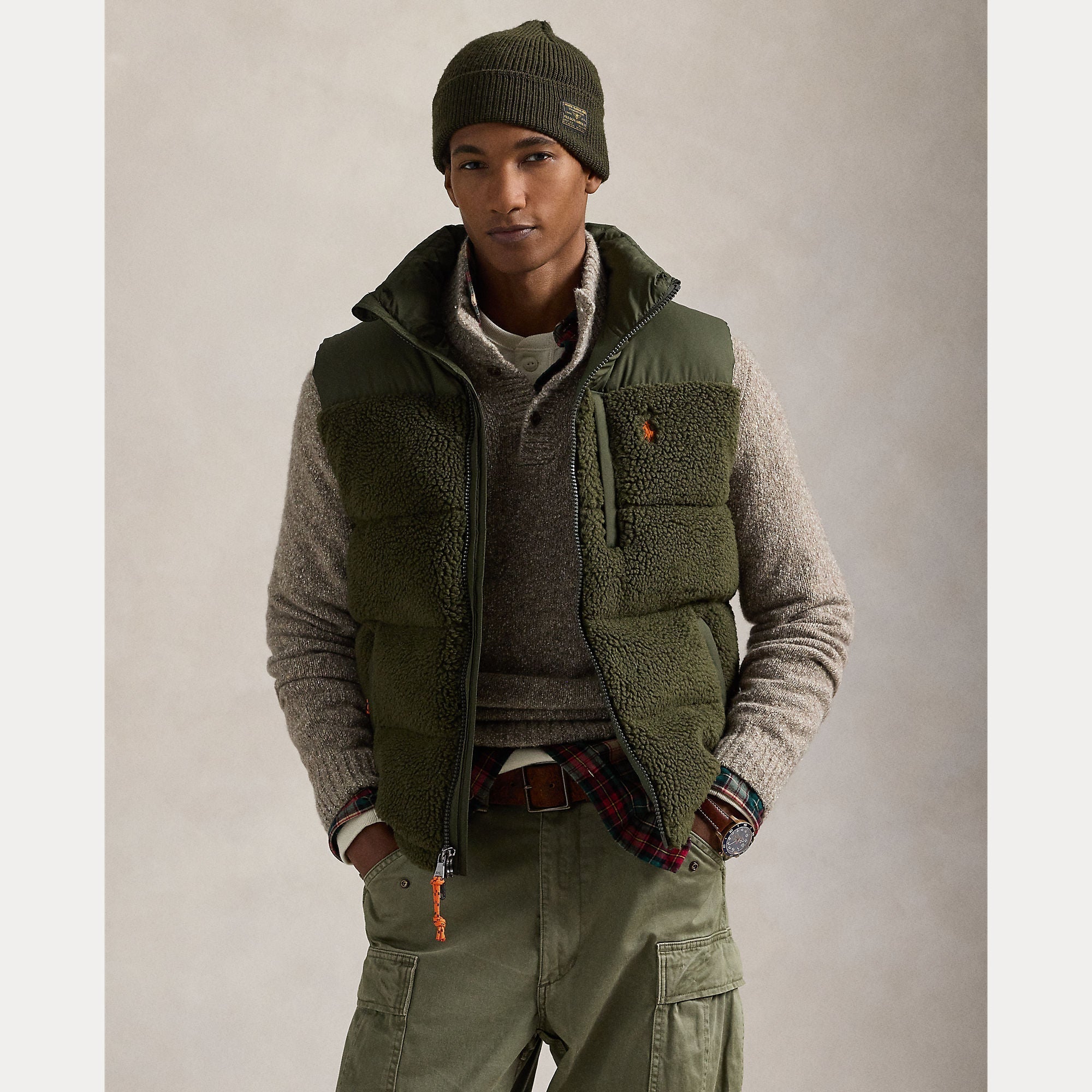 THE GORHAM HYBRID DOWN VEST – Accessorio premium elegante